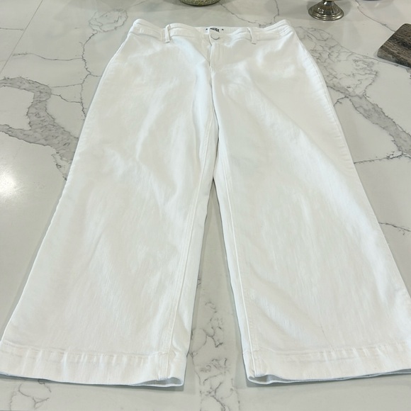 Paige Women’s Nellie Cullote Jeans. Crisp White. Size 31 (599A) - Picture 4 of 16
